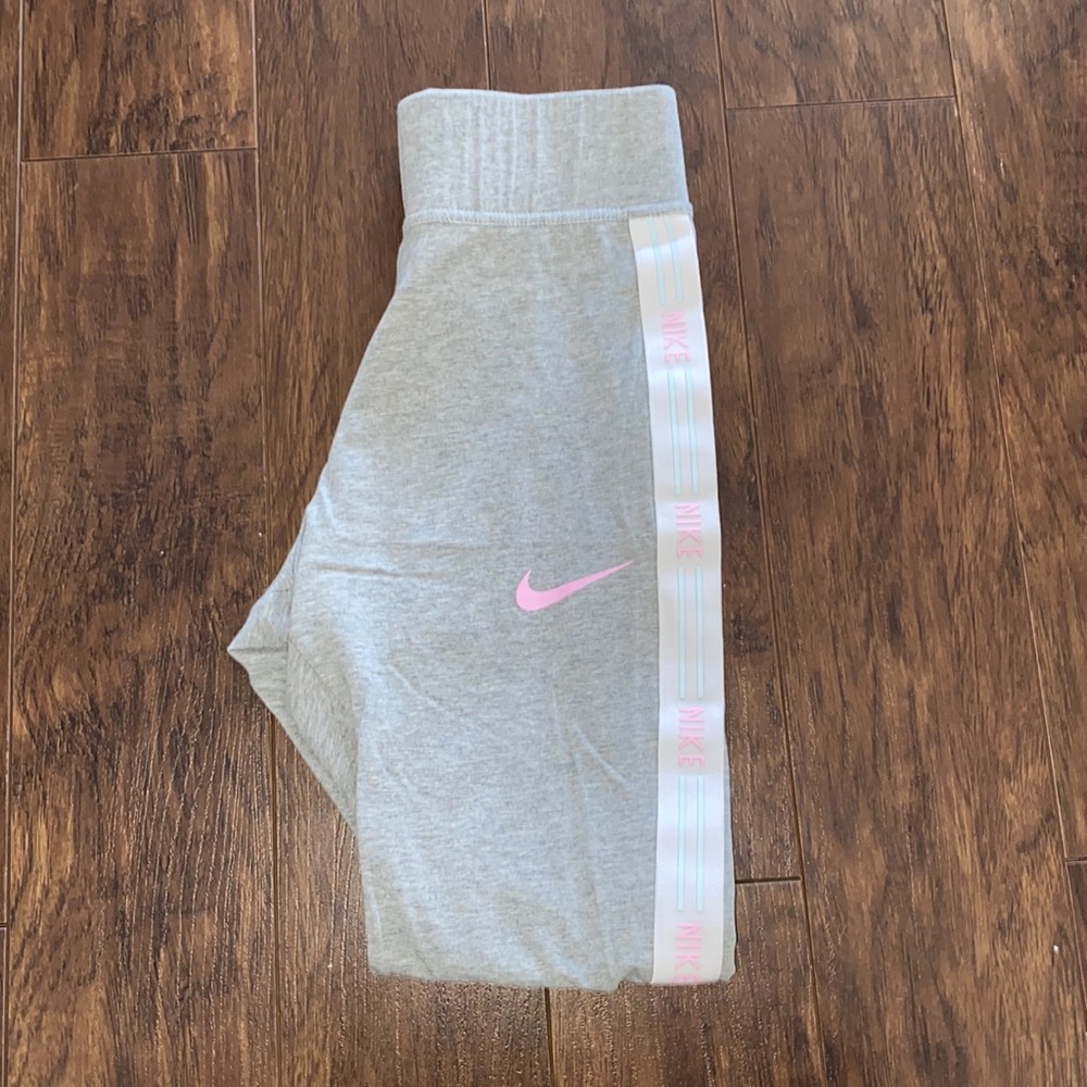 Nike Hyper Femme HIGH-Waist Leggings GX - Size Small